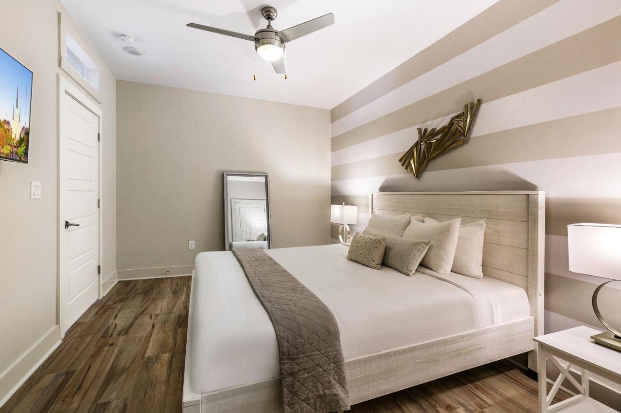 Amazing 3-bedroom Luxury Just Steps To The French Quarter Apartment