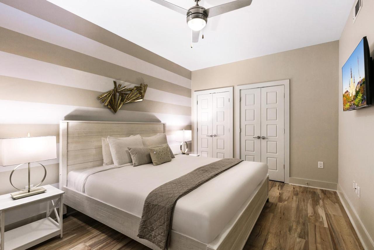 Amazing 3-bedroom Luxury Just Steps To The French Quarter *