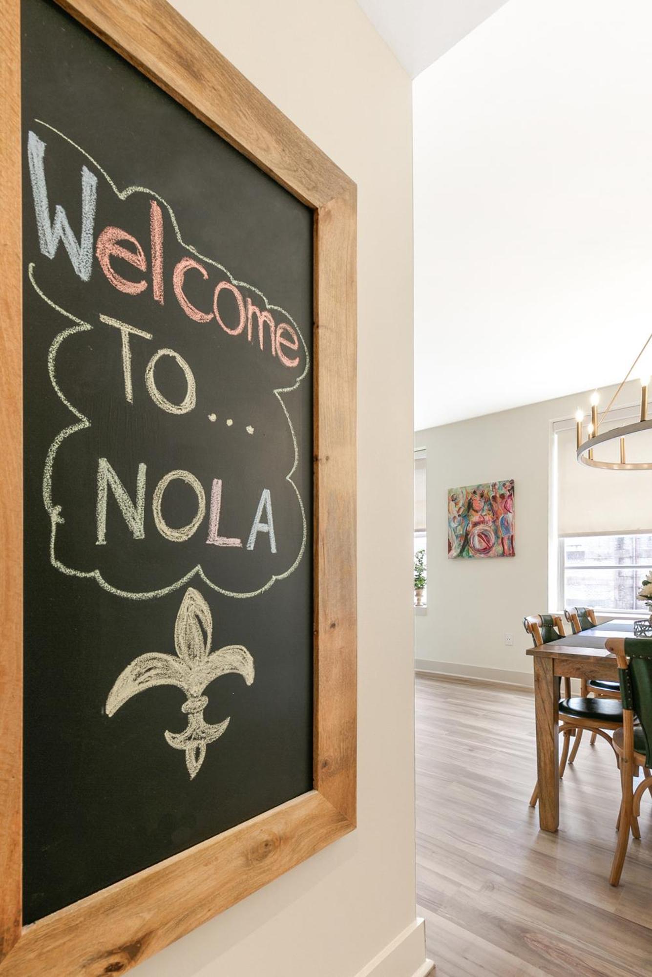Apartment Amazing 3-bedroom Luxury Just Steps To The French Quarter New Orleans